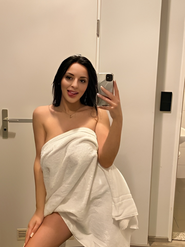 Елизавета привлекательная девушка из Балаково цена от 4000 руб