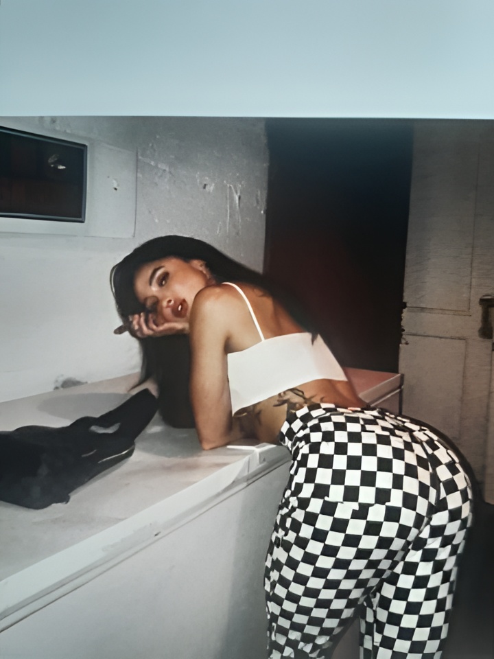 Снежана привлекательная девушка из Балаково цена от 3000 руб